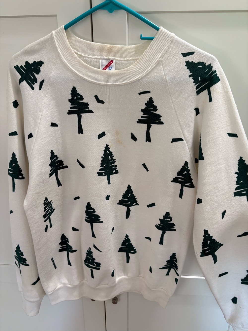 Vintage Jerzees Cream Sweatshirt with Red Logo Tag